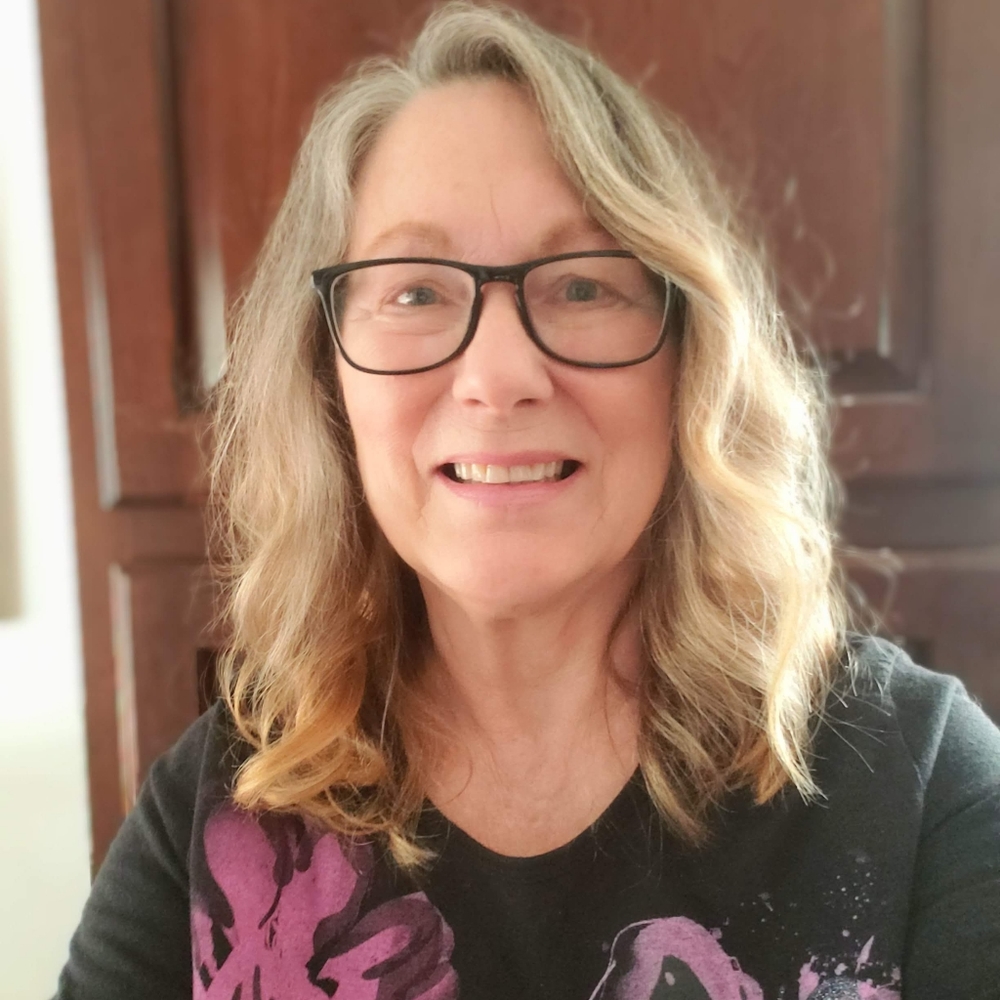 Meet your Posher, Angela